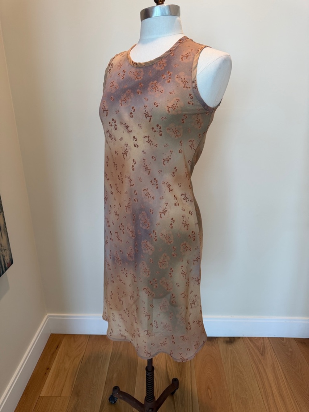 Vintage Contemporary Casuals Sleeveless Midi Floral Slip Dress in Taupe-Peach